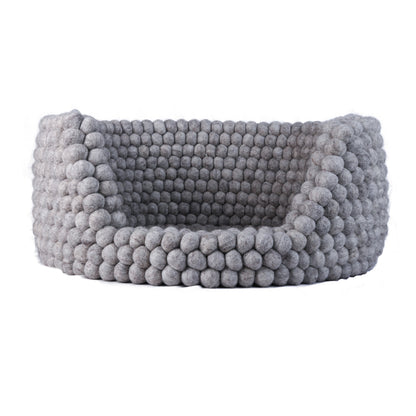 Igloo Like Wool Felt Dog House