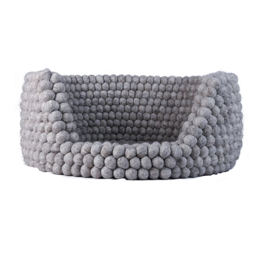 Igloo Like Wool Felt Dog House